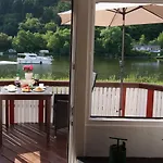 Altes Faehrhaus An Der Mosel Anno1633 アパート *