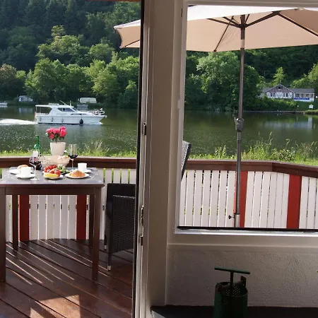 Altes Faehrhaus An Der Mosel Anno1633 Апартаменты *