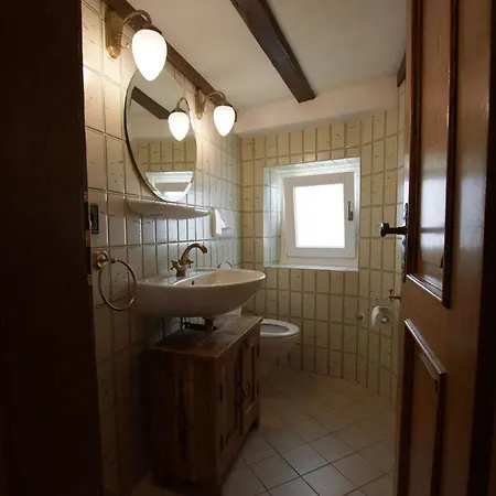 Altes Faehrhaus An Der Mosel Anno1633 Apartment Traben-Trarbach