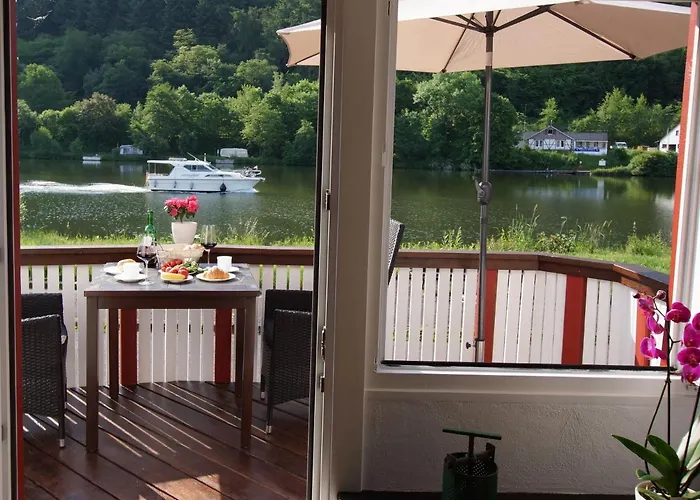 Altes Faehrhaus An Der Mosel Anno1633 Apartamento *