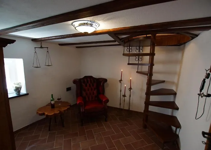 Altes Faehrhaus An Der Mosel Anno1633 公寓 *