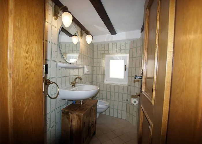 Apartamento Altes Faehrhaus An Der Mosel Anno1633 *